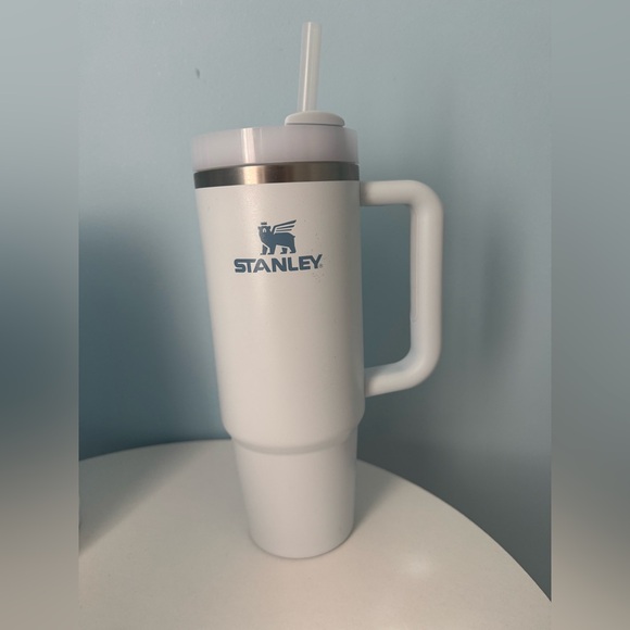 Light blue Stanley - Picture 1 of 3